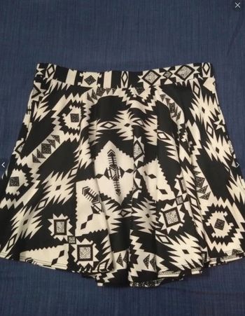 Jupe patineuse forever t 38 40 neuve