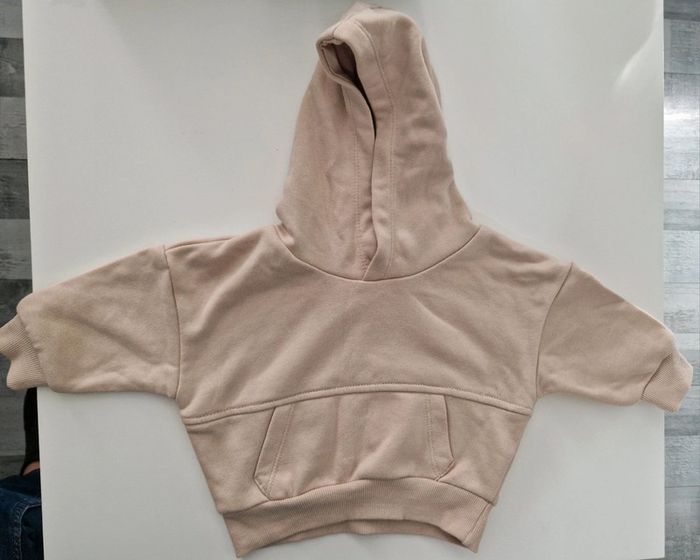 Sweat beige pour bébé de 0-3 mois / 62 cm