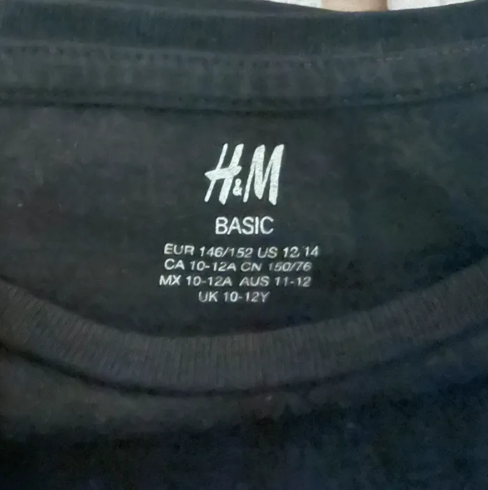 Lot 3 t-shirts basics H&M - photo numéro 3