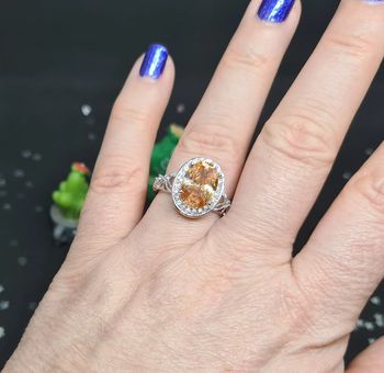 Bague fantaisie argentée avec pierre champagne