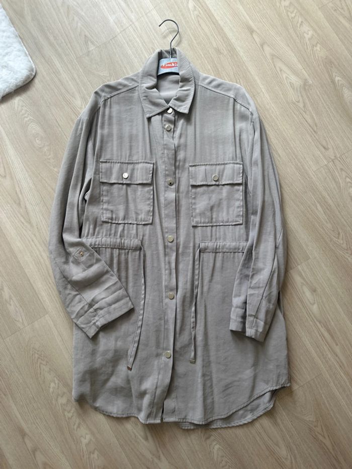 Robe à boutons