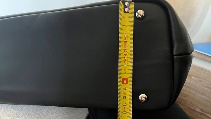 👜 sac à main fourre tout aspect cuir graine noir #davidjones - photo numéro 9