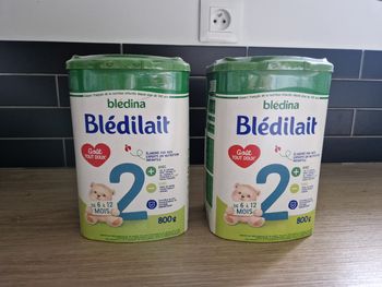 2 boîtes de lait Blédilait