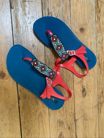 Sandales tong caoutchouc 36 Xirella