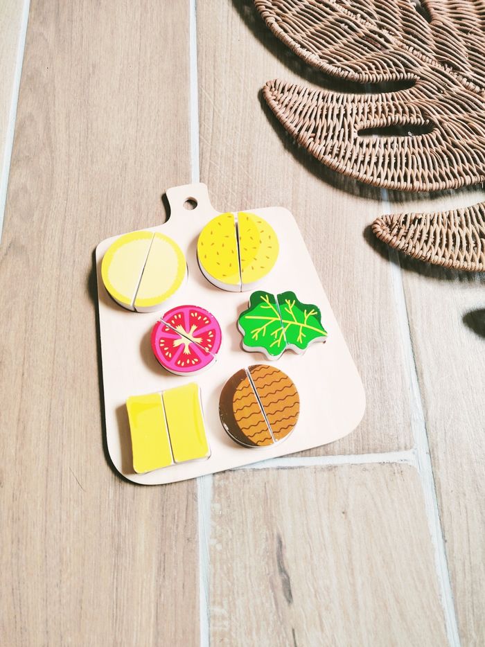 🫜Puzzle 2 en 1 dinette aliments divers avec scratch sur plateau en bois