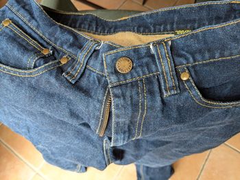 Jean moto kevlar taille 38 marque helstons