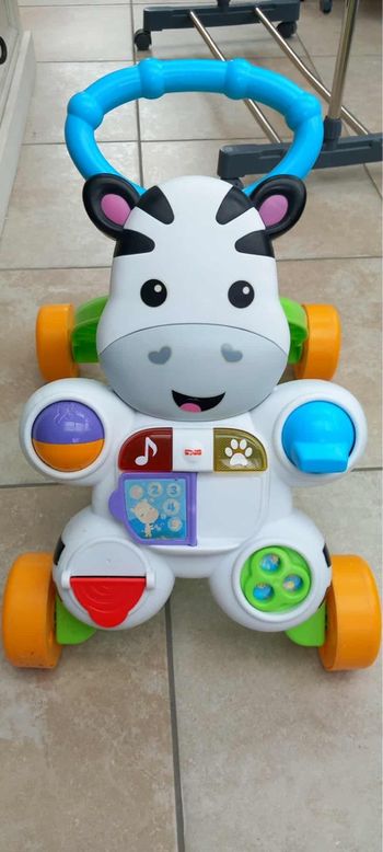 Trotteur fisher price zèbre
