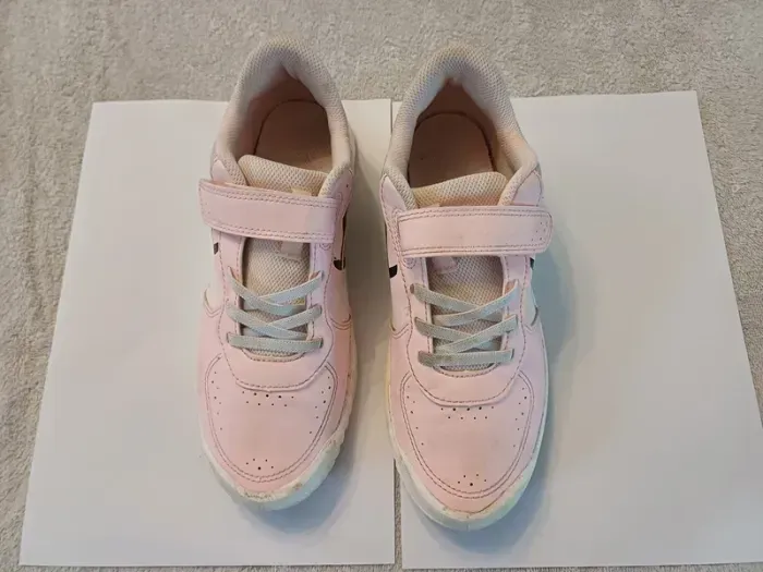 Basket Artengo pointure 38 rose (familleac72)