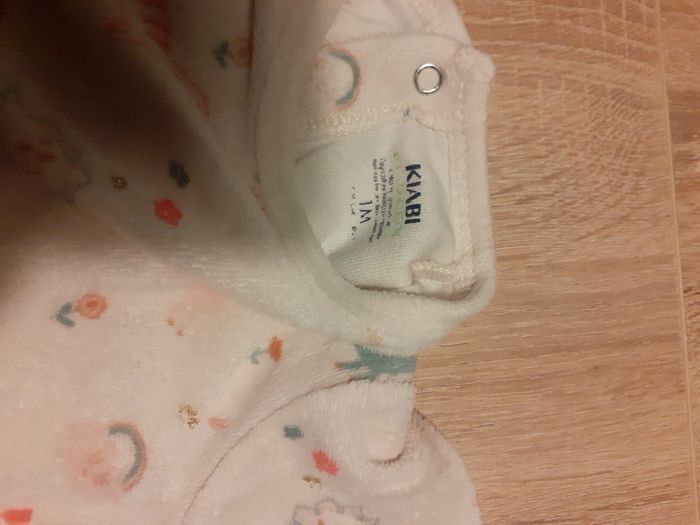 Lot pyjamas 1 mois. - photo numéro 9