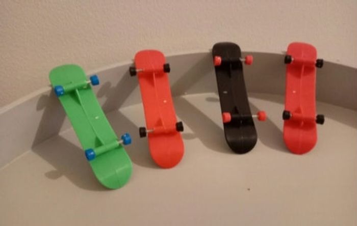 Lot de 4 skateboard pour doigts - photo numéro 4