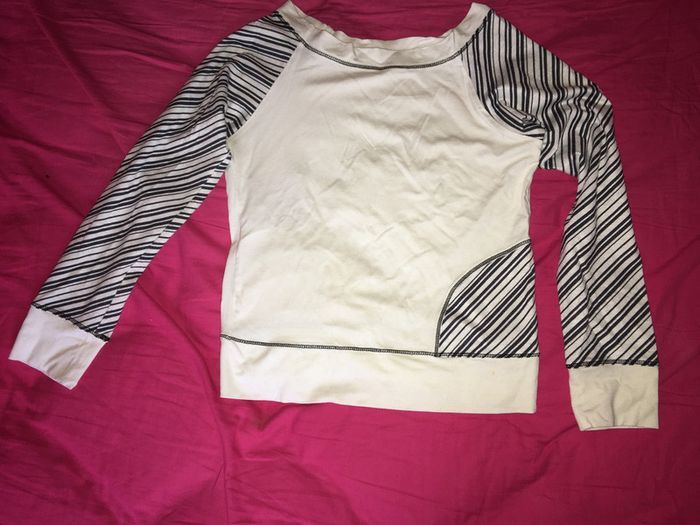 lot de deux tee shirt manche longue rose et blanc 14 ans - photo numéro 2