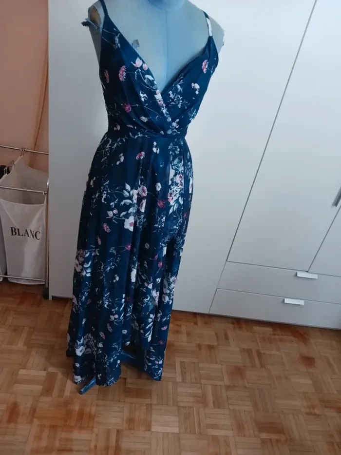 Robe d'été longue asymétrique