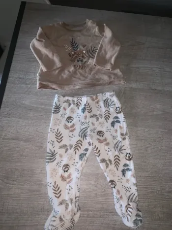 Pyjama, petit béguin 12 - 80 cm antidérapant