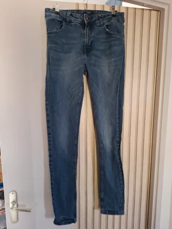 Jeans kiabi t38 slim fit #H38M-008