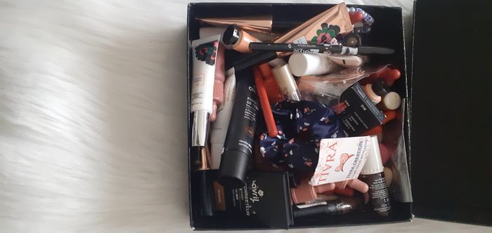 Lot cosmétiques - photo numéro 3