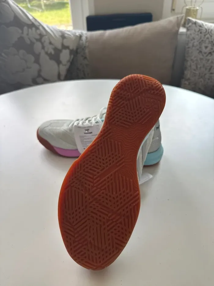 Baskets Hummel Taille 42 – Blanc / Multicolore – Indoor Sport - photo numéro 5