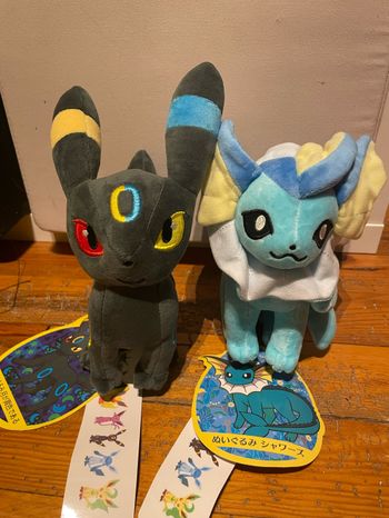 Lot de peluches Pokémon