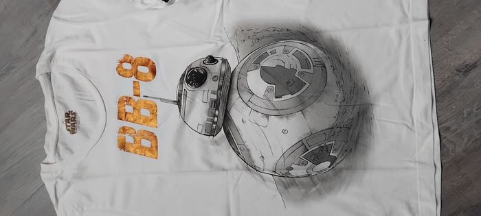T shirt BB8