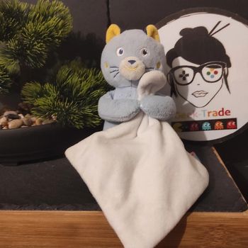 Doudou Knuffel Chat Bleu Jaune Sucre D Orge Mouchoir #geektradedoudou