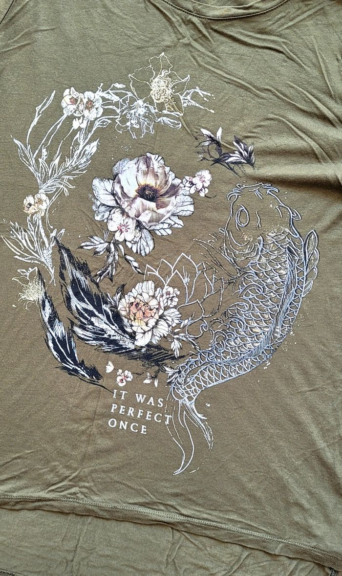 T-shirt taille M Très bon état - photo numéro 3