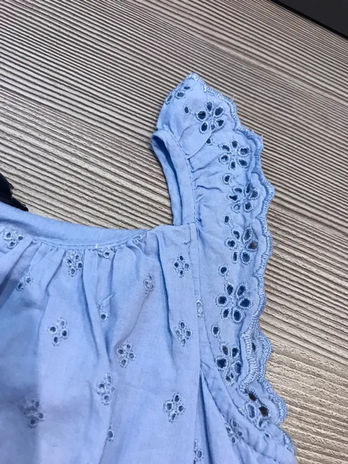 Robe 24 mois broderie kiabi - photo numéro 9