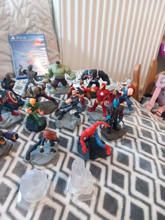Lot de 18 figurines infinity marvel plus jeux ps4 2.0 - photo numéro 3