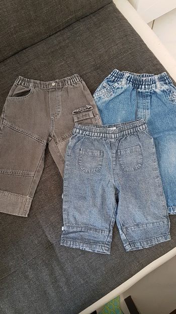 Lot de 3 jeans 18 mois