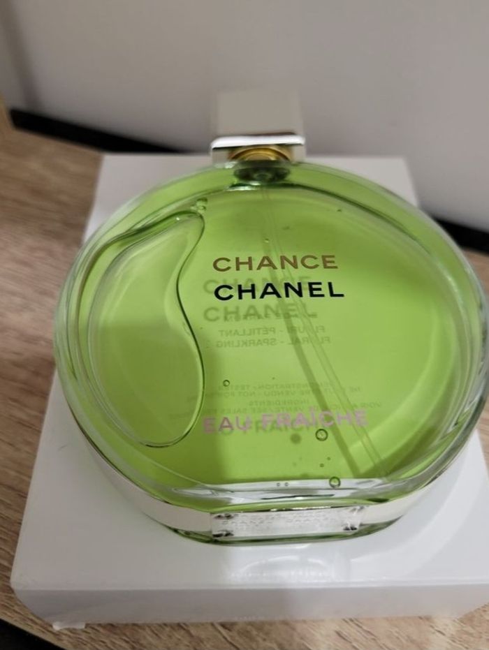 Parfums 110 euros l'unité - photo numéro 5