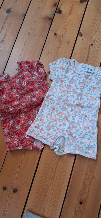 Lot de 2 barboteuses fleuries
