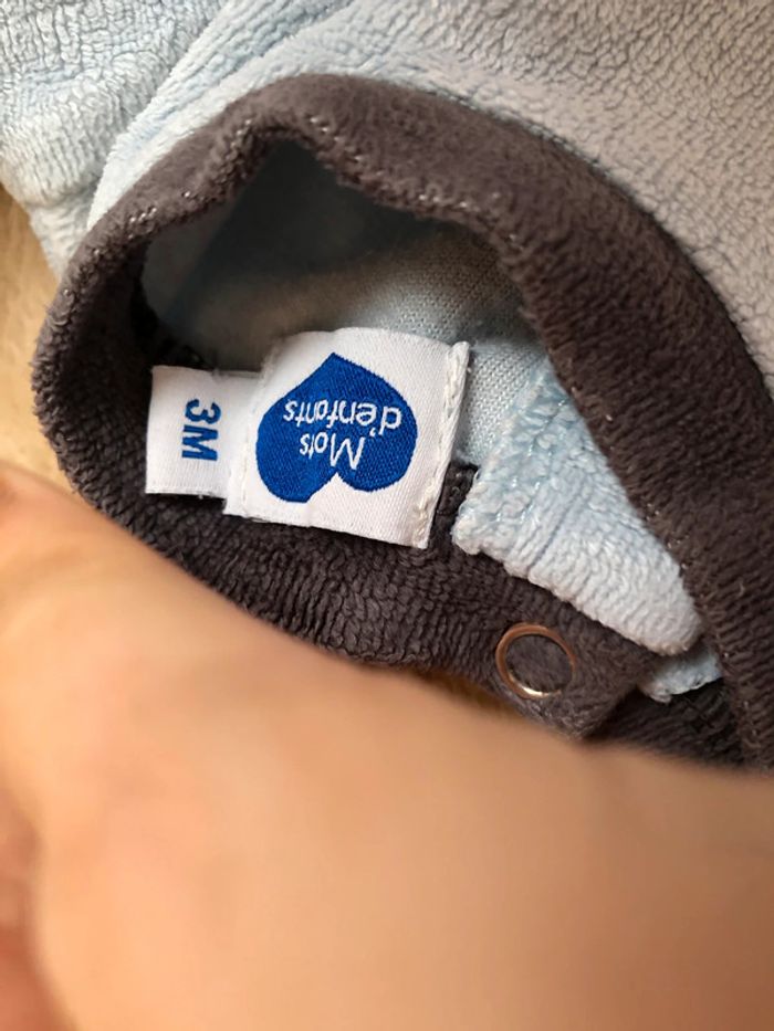 Pyjama / 3mois / mots d’enfants - photo numéro 2