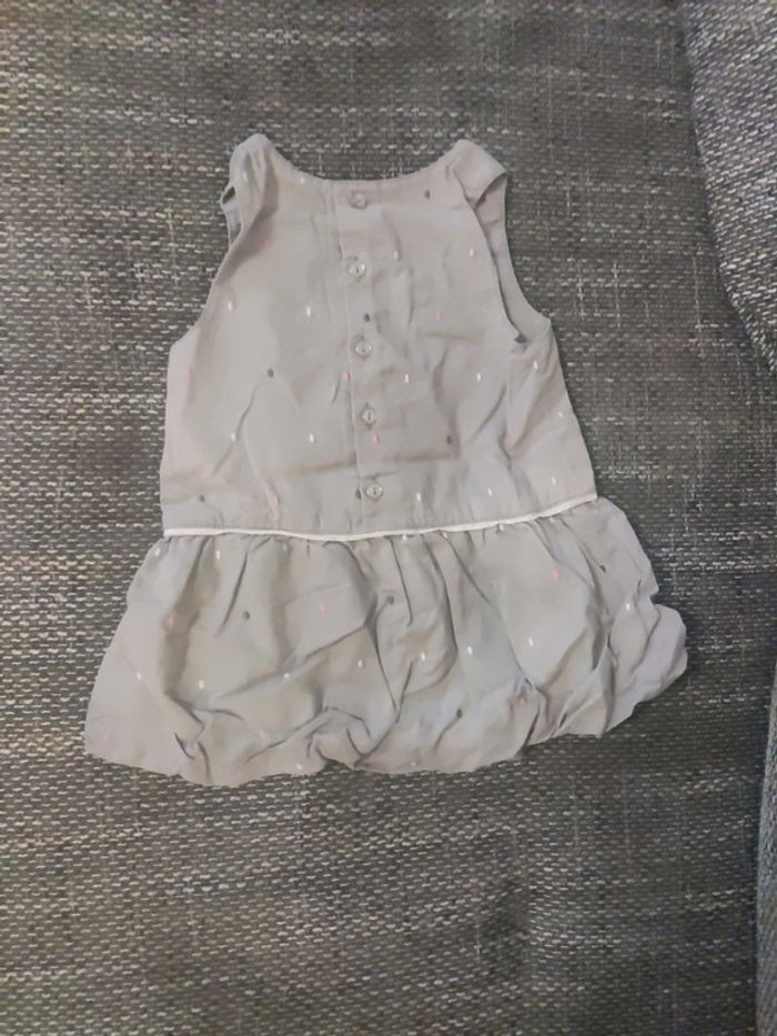 Robe taille 9 mois - photo numéro 2