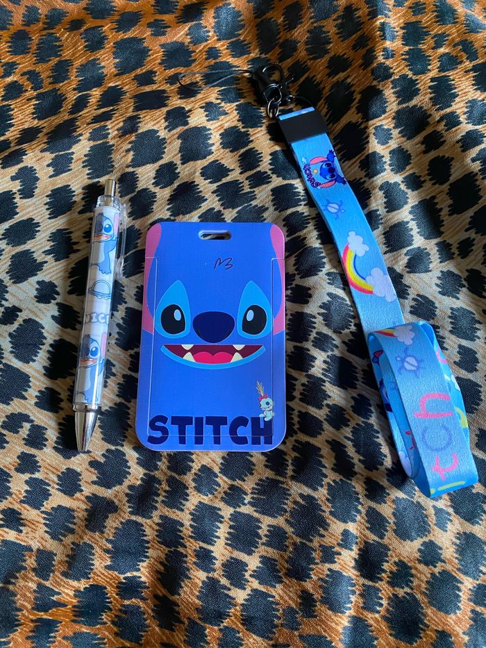 Porte carte Stitch - photo numéro 2