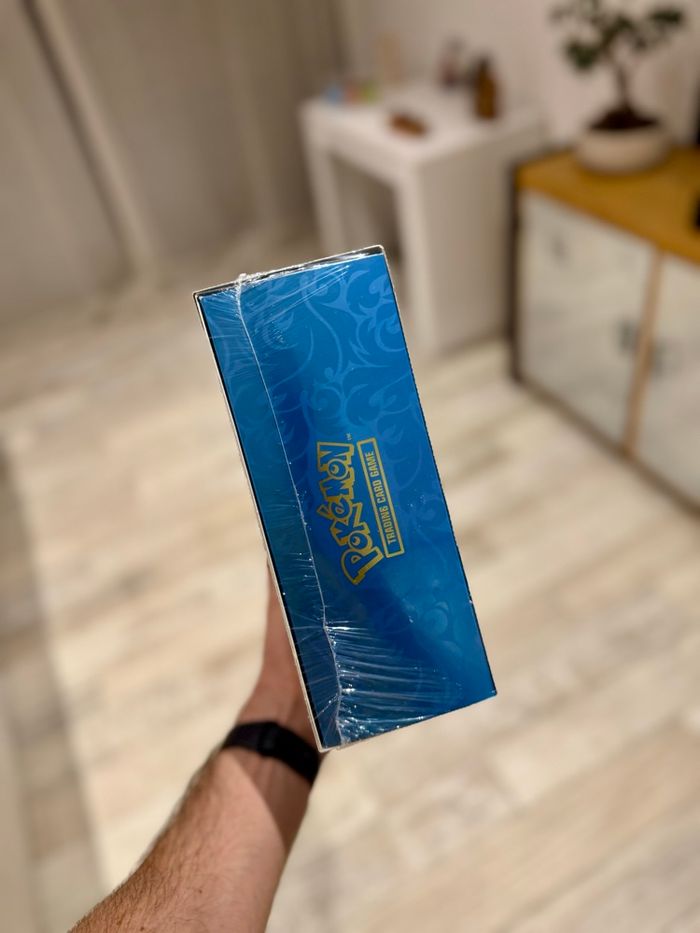 [NEUF] Coffret ultra premium UPC Pokémon ME02 flammes fantasmagoriques - photo numéro 4