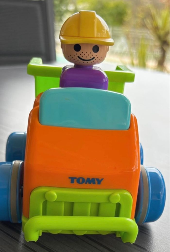 Camion benne Tomy