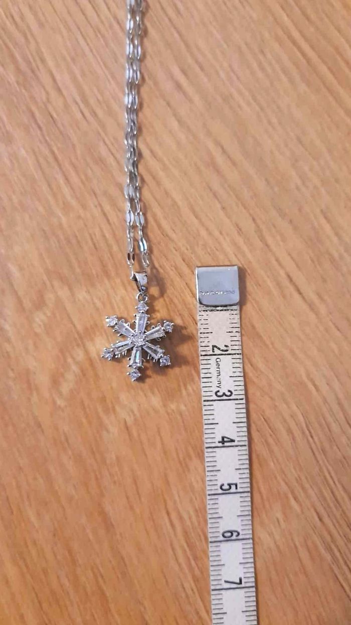 Bijoux Noël |Collier Flocon de Neige Argenté – Neuf - photo numéro 3