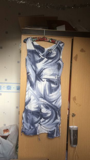 Robe été sans manches taille 42 avec sa veste courte