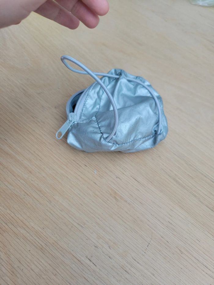 Sac attacher à la ceinture argenté porte monnaie - photo numéro 2