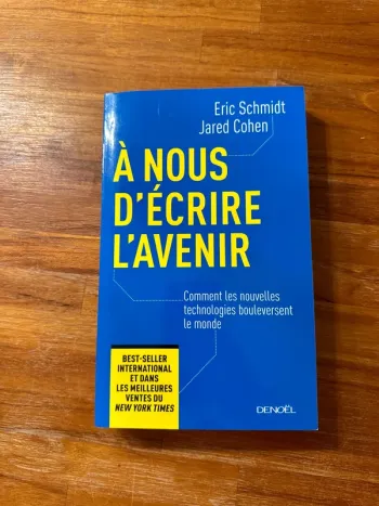 Livre À nous décrire l’avenir