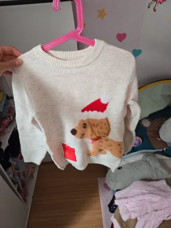Pull Noël taille 8 ans