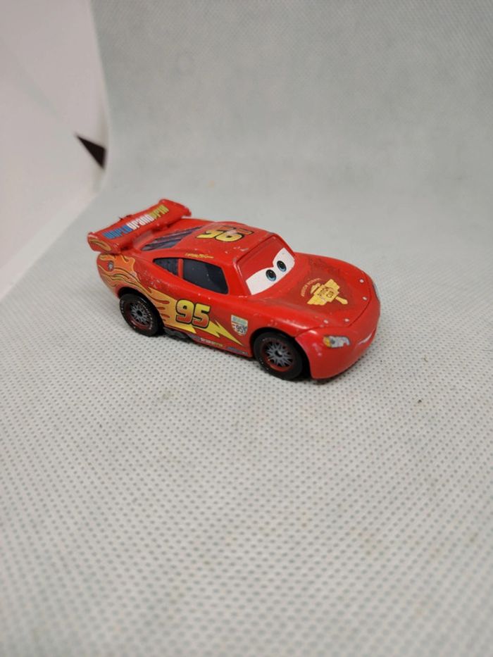 Voiture cars disney metal flash McQueen lightning - photo numéro 2