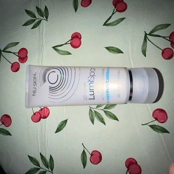 Nettoyant visage nuskin