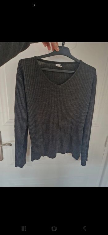 Pull col V Gris