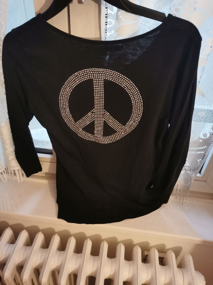 Polo manches 3/4 avec col V et petits bouton et fantaisie dos - photo numéro 2