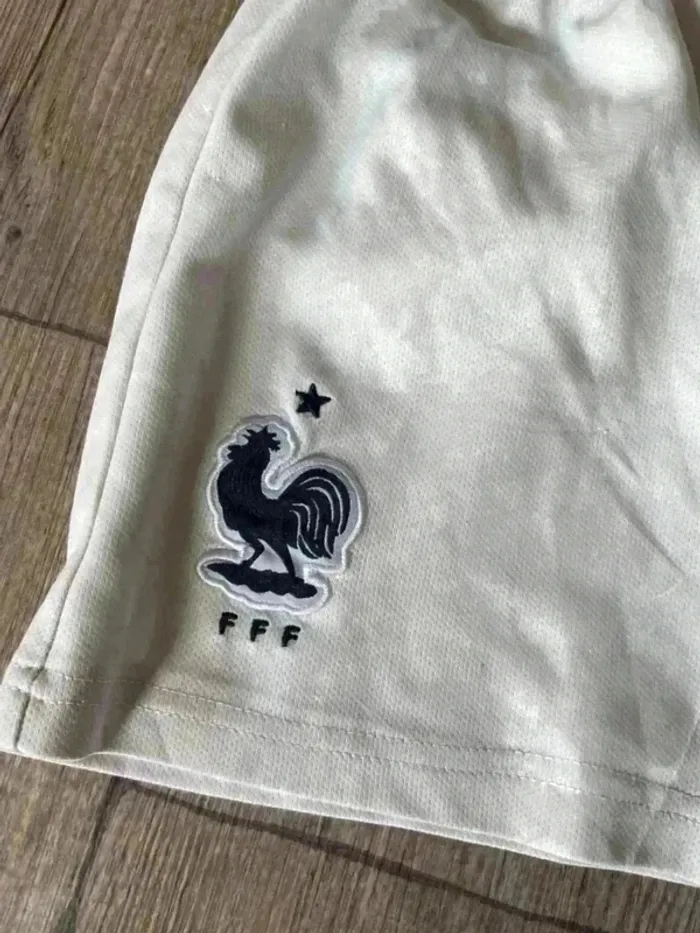 Short 3 ans - photo numéro 2