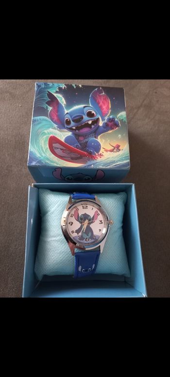 Montre enfant stitch avec sa boite