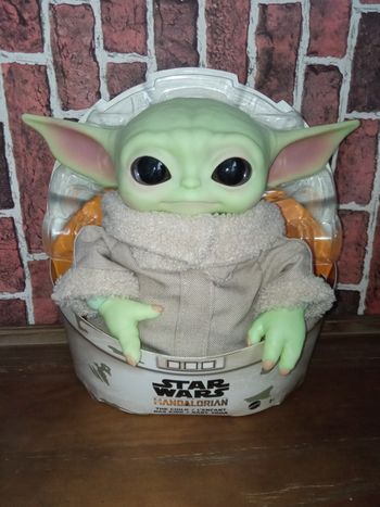 Peluche bébé Yoda Star wars