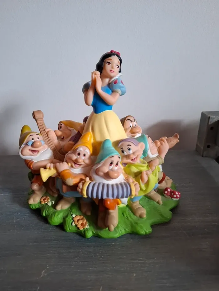 Figurine tirelire bullyland vintage disney princesses blanche neige