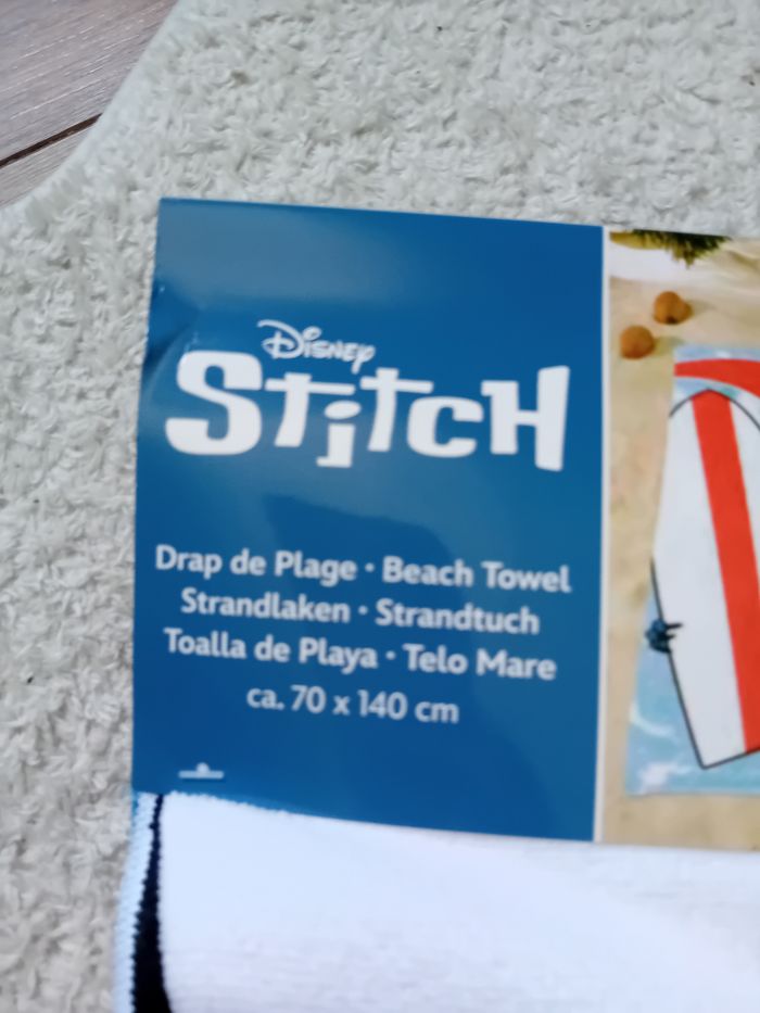 Serviette de bian/plage Disney stitch - photo numéro 2