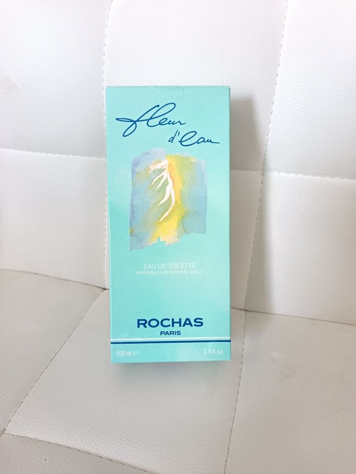 Fleur d'eau rochas - photo numéro 2