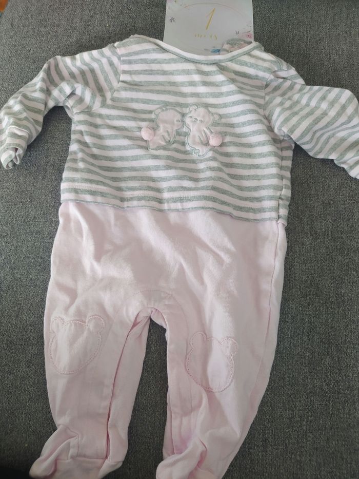 Lot séparable 7 pyjamas été 1 mois - photo numéro 4